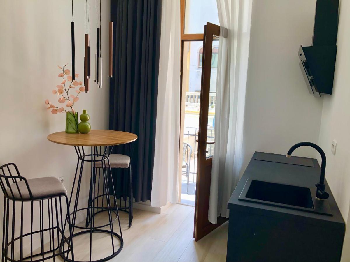 Hedone City Luxury Apartments With Free Parking Pula Dış mekan fotoğraf