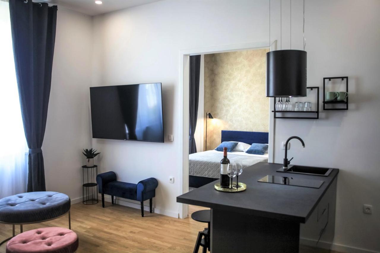 Hedone City Luxury Apartments With Free Parking Pula Dış mekan fotoğraf