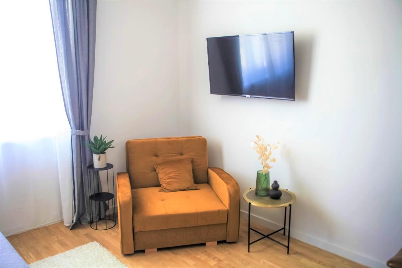 Hedone City Luxury Apartments With Free Parking Pula Dış mekan fotoğraf
