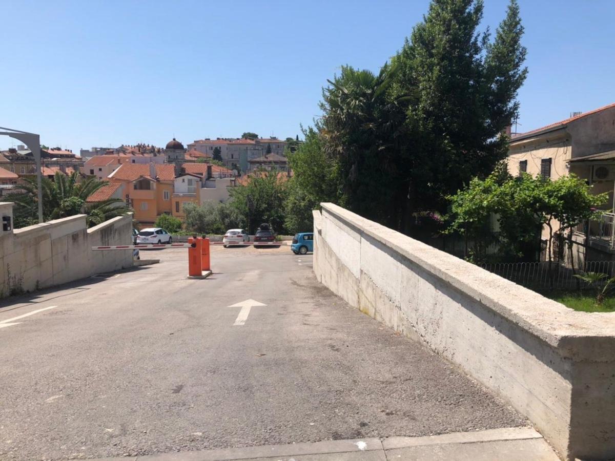 Hedone City Luxury Apartments With Free Parking Pula Dış mekan fotoğraf