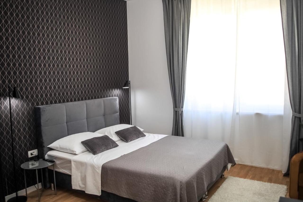 Hedone City Luxury Apartments With Free Parking Pula Dış mekan fotoğraf